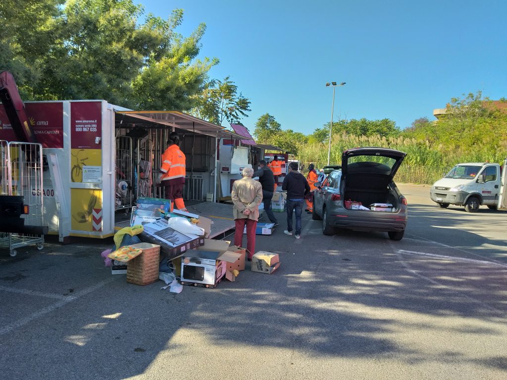 AMA 160 TONNELLATE DI RIFIUTI RACCOLTE Roma Sociale