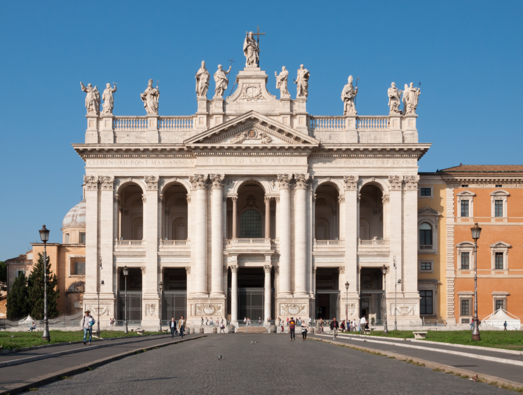Quando Viene Aperta La Porta Santa APERTA LA PORTA SANTA DI SAN GIOVANNI IN LATERANO - Roma Sociale