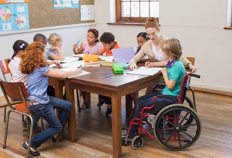 IN 25 ANNI RADDOPPIATI GLI ALUNNI DISABILI NELLE SCUOLE - Roma Sociale